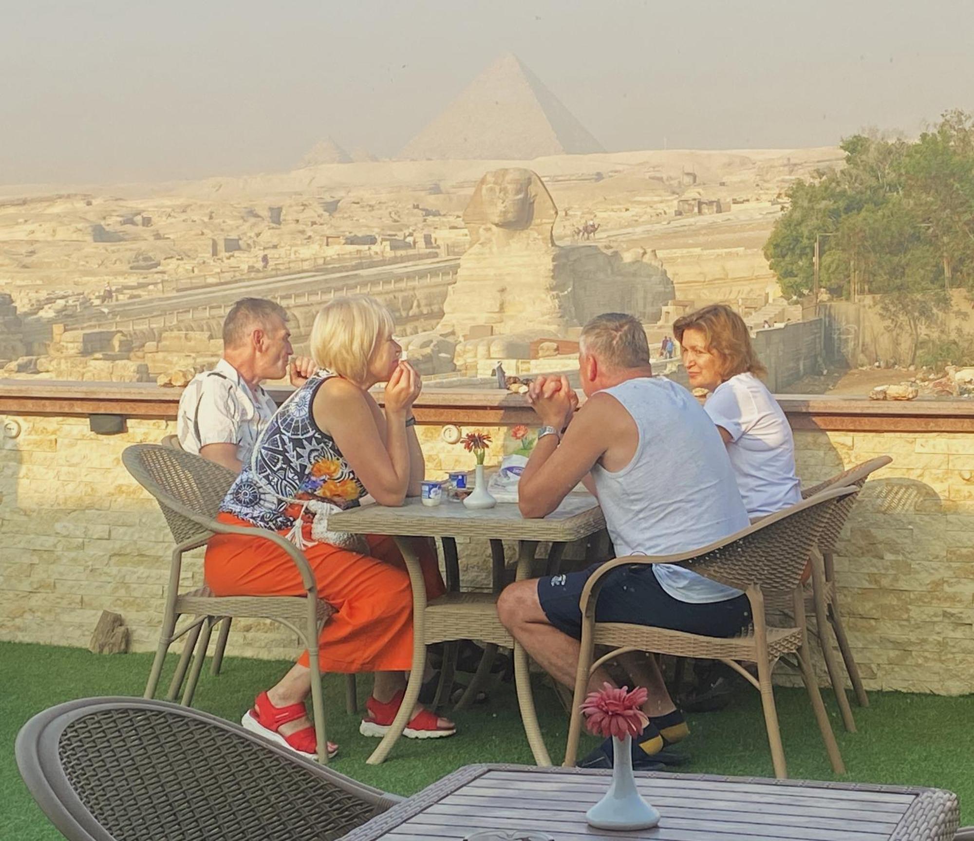 Seven Pyramids Panoramic View Inn Kafrat al Jabal Экстерьер фото